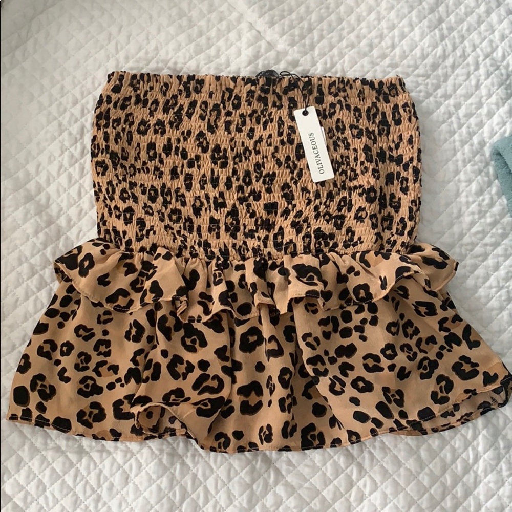 Leopard print smocked skirt